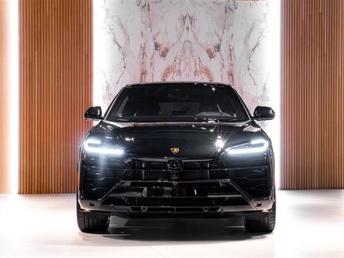 Used 2026 Lamborghini Urus SE AWD/4WD image 2