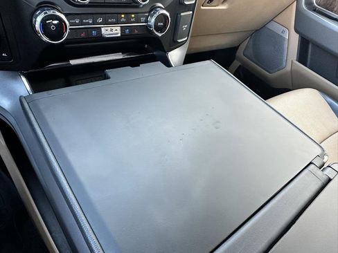 Used 2023 Ford F150 Lariat w/ Equipment Group 502A High image 24