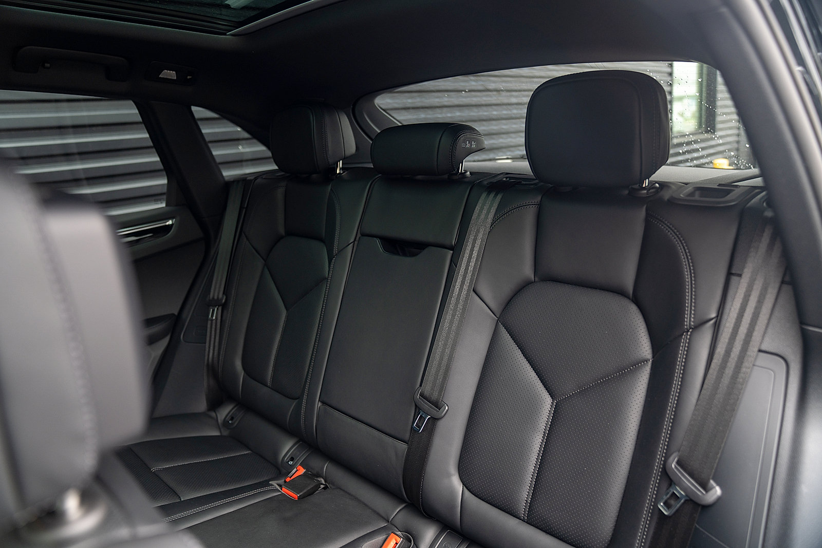 Certified 2026 Porsche Macan AWD/4WD image 20