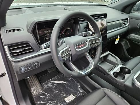 New 2026 GMC Terrain Elevation w/ Elevation Premium Package AWD/4WD image 19