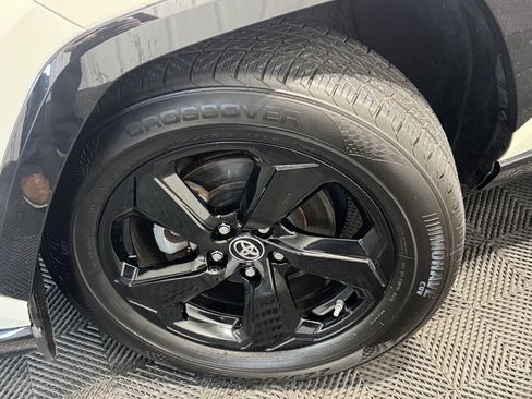 Used 2019 Toyota RAV4 XSE AWD/4WD image 40
