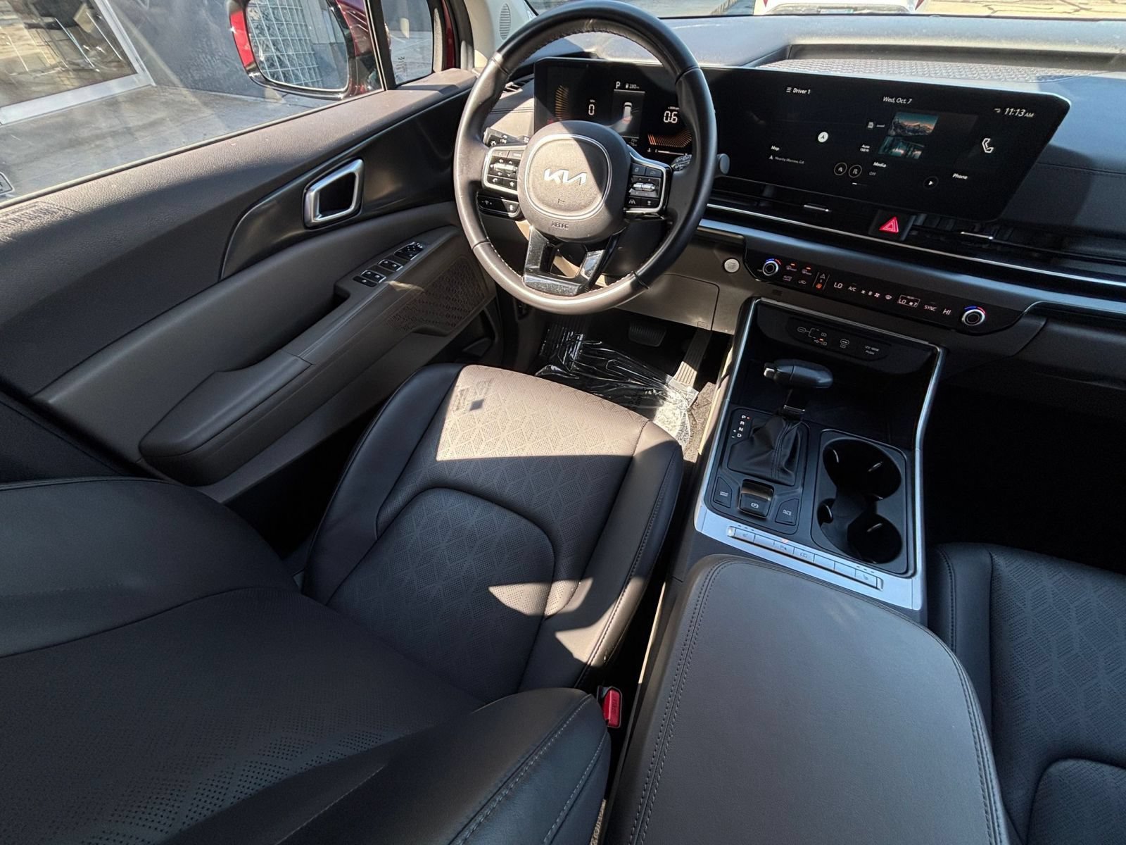 Used 2026 Kia Carnival FWD image 36