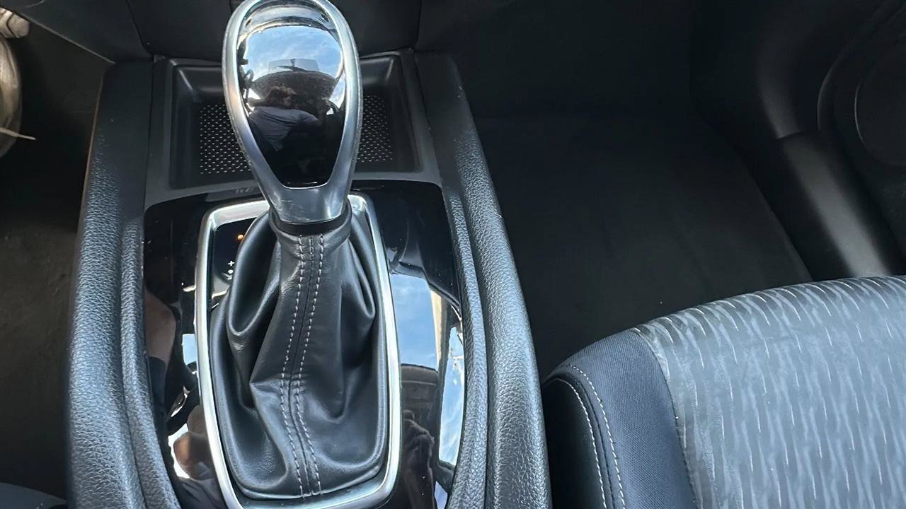 Used 2017 Nissan Rogue S FWD image 42