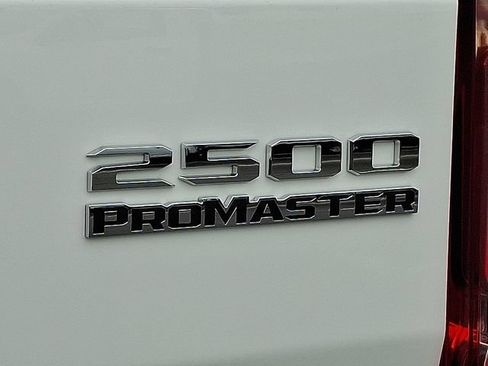 Used 2024 RAM ProMaster 2500 w/ Safety Group FWD image 6