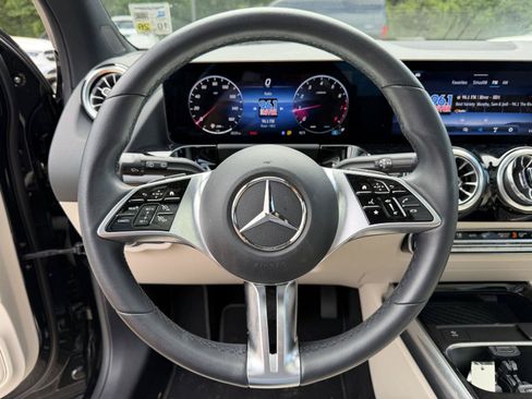 Certified 2026 Mercedes-Benz GLA 250 image 10