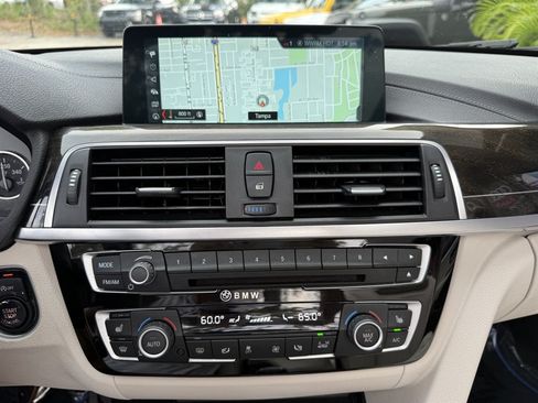 Used 2018 BMW 430i Convertible RWD image 27