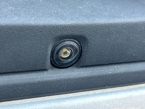 Used 2017 Chevrolet Colorado Z71 image 7