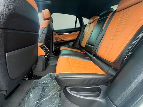 Used 2019 BMW X6 xDrive35i w/ M Sport Package AWD/4WD image 18