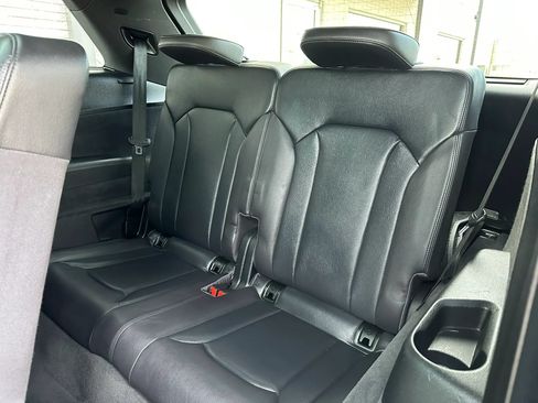 Used 2017 Audi Q7 3.0T Premium Plus AWD/4WD image 19