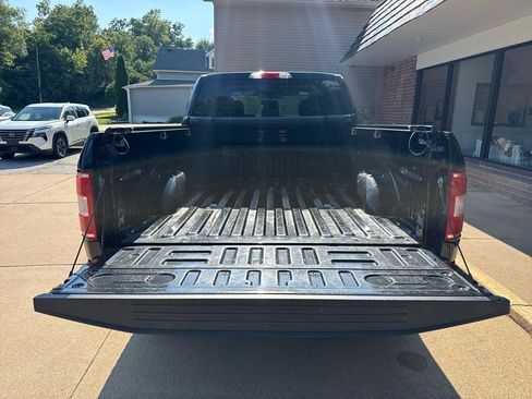 Used 2018 Ford F150 XLT w/ Equipment Group 302A Luxury AWD/4WD image 15