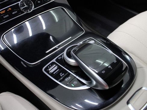 Used 2017 Mercedes-Benz E 300 image 64