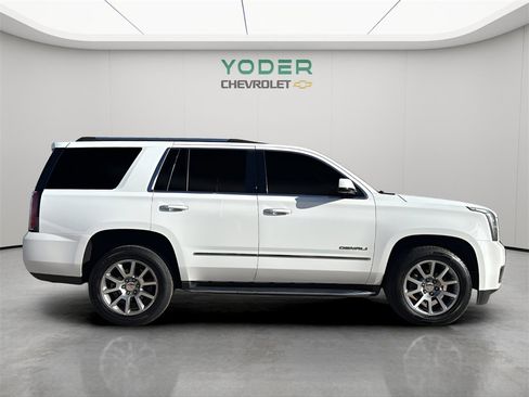 Used 2018 GMC Yukon Denali image 4