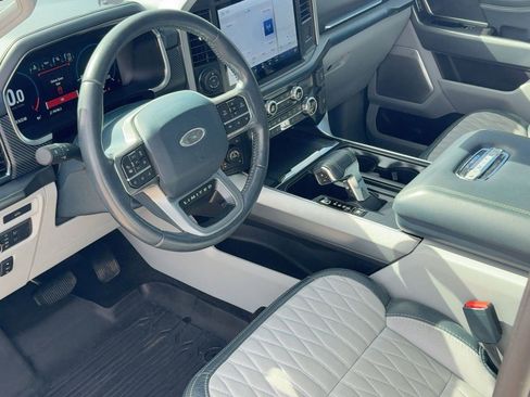 Used 2022 Ford F150 Limited image 4