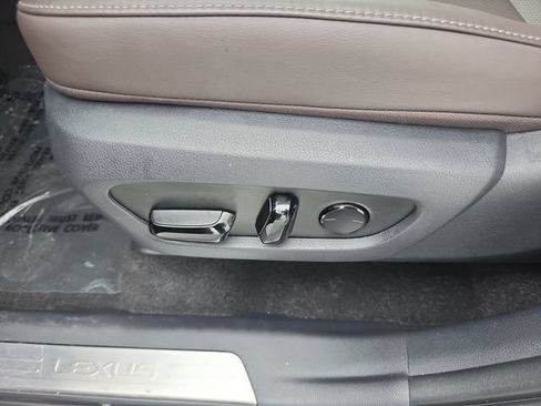 Certified 2025 Lexus TX 350 FWD w/ Technology Package image 12
