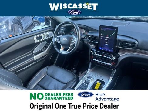 Certified 2022 Ford Explorer Limited w/ Limited Technology Package image 12
