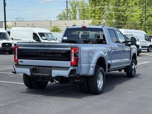 New 2026 Ford F350 Platinum AWD/4WD image 3