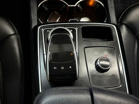 Used 2016 Mercedes-Benz GLE 350 w/ Premium Package image 34