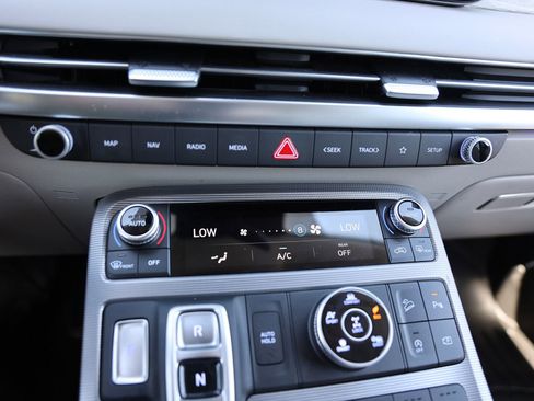 Used 2024 Hyundai Palisade Calligraphy AWD/4WD image 30
