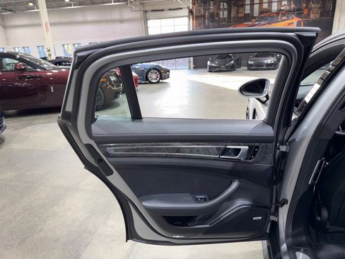 Used 2018 Porsche Panamera 4S image 52