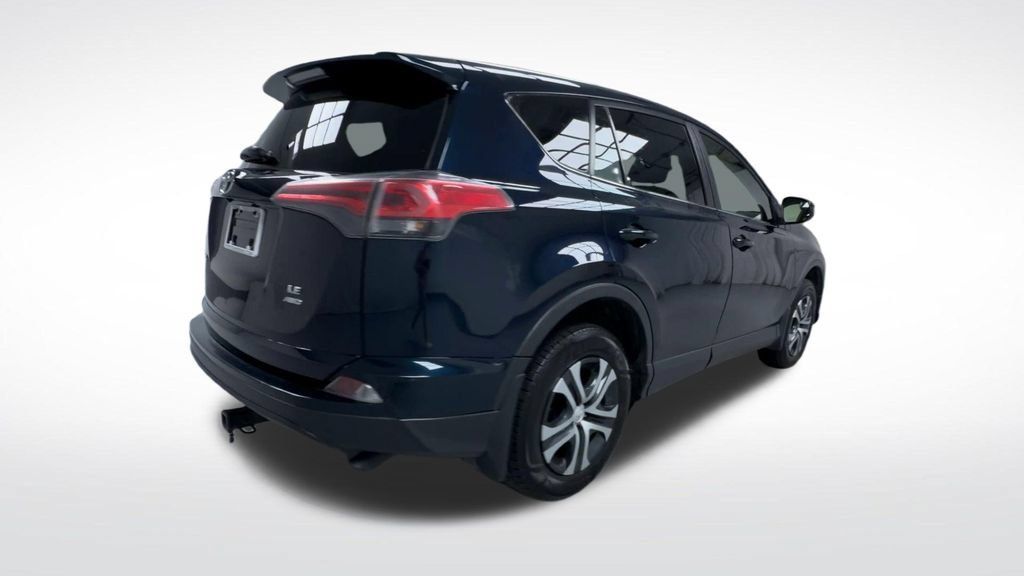Used 2018 Toyota RAV4 LE w/ All Weather Liner Package AWD/4WD image 8