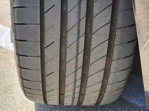 New 2025 Mercedes-Benz CLE 300 4MATIC Coupe image 13