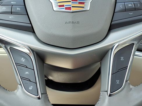 Used 2021 Cadillac XT5 Premium Luxury w/ LPO, Floor Liner Package AWD/4WD image 29