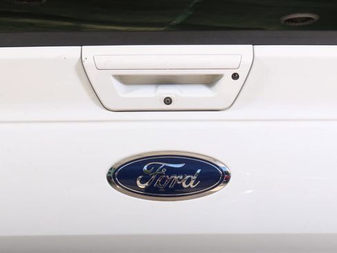 Used 2016 Ford F150 Lariat w/ Equipment Group 502A Luxury AWD/4WD image 24