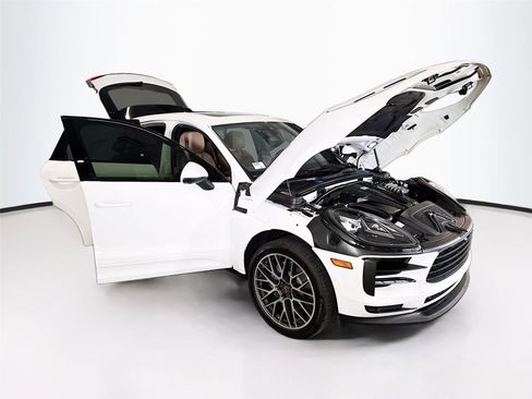 Used 2019 Porsche Macan S AWD/4WD image 41