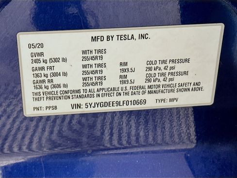 Used 2020 Tesla Model Y Long Range image 12