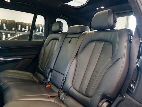 Used 2022 BMW X7 M50i w/ Cold Weather Package image 29