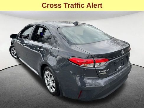 Certified 2025 Toyota Corolla LE image 9