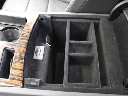 Certified 2023 Cadillac Escalade Premium Luxury image 47