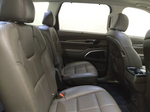 Used 2022 Kia Telluride SX FWD image 19