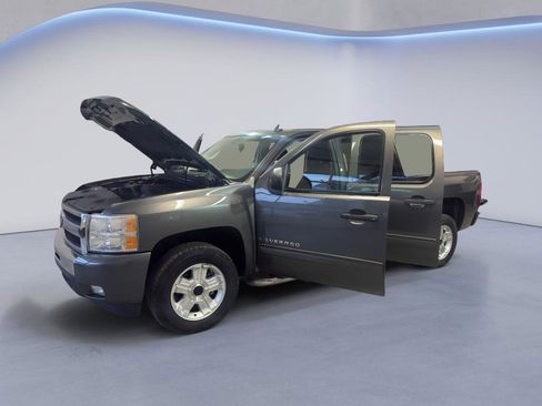 Used 2011 Chevrolet Silverado 1500 LT w/ All-Star Edition image 9