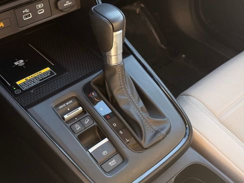 Used 2024 Honda CR-V EX-L image 32