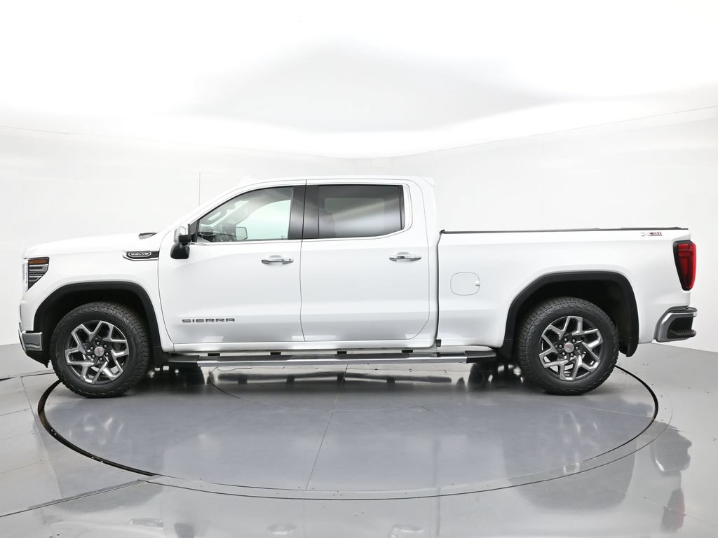 Used 2024 GMC Sierra 1500 SLT w/ SLT Premium Plus Package AWD/4WD image 5