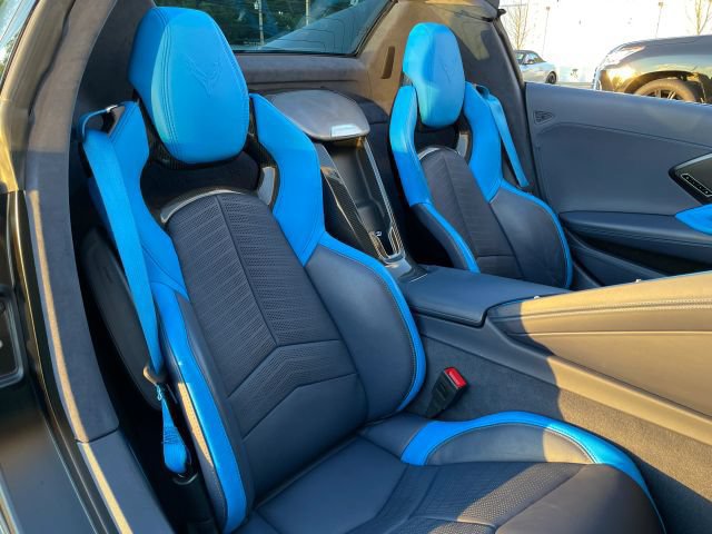 Used 2023 Chevrolet Corvette Stingray Premium Conv w/ Z51 Performance Package RWD image 34