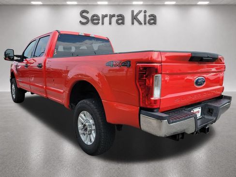 Used 2019 Ford F250 XLT w/ Snow Plow Prep Package AWD/4WD image 3