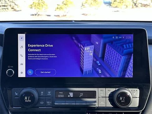 Used 2024 Toyota Grand Highlander XLE image 13