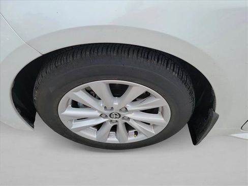 Used 2025 Toyota Corolla LE image 9