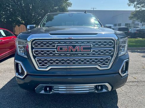 Used 2021 GMC Sierra 1500 Denali w/ Technology Package AWD/4WD image 2