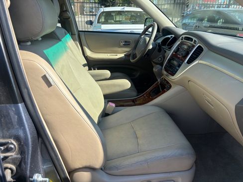 Used 2007 Toyota Highlander 4WD Hybrid image 12