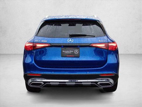 Certified 2025 Mercedes-Benz GLC 300 4MATIC image 6