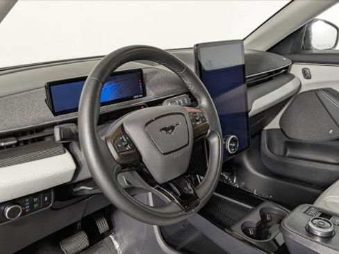 Used 2024 Ford Mustang Mach-E Premium image 24