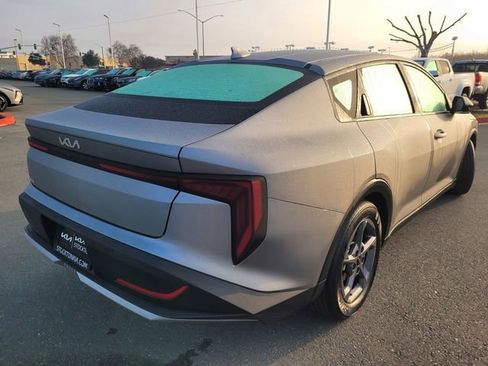 Used 2025 Kia K4 LXS image 4