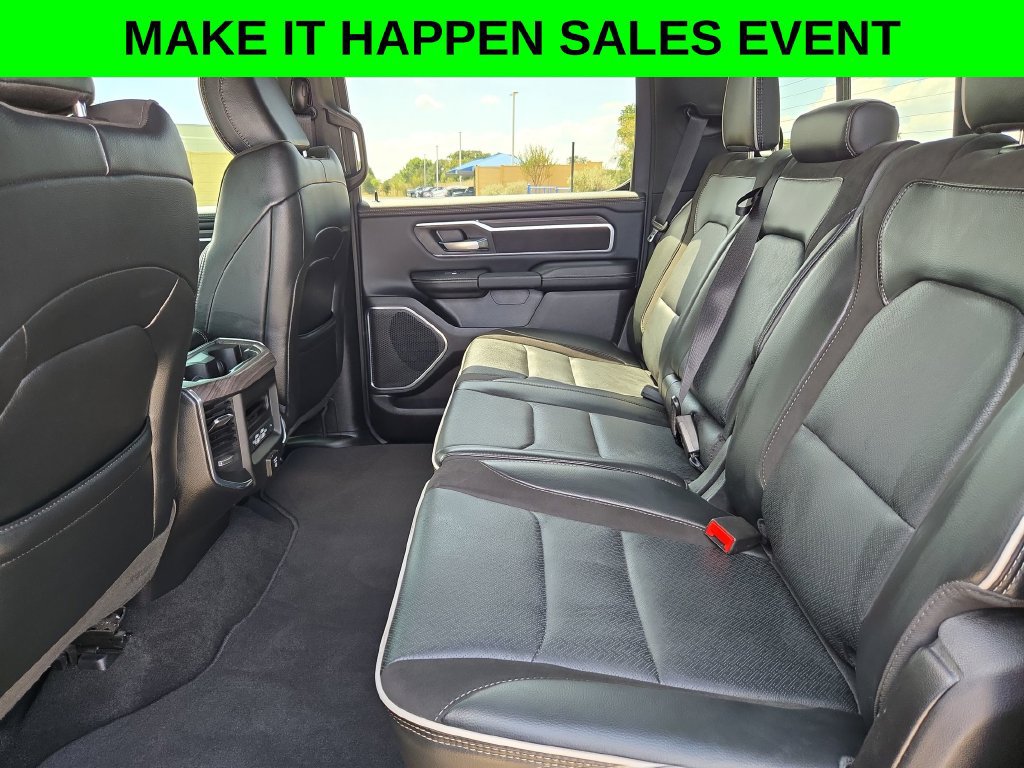 Used 2025 RAM 1500 Laramie w/ Sport Appearance Package AWD/4WD image 15