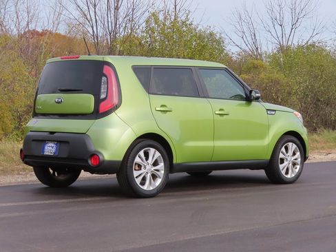 Used 2014 Kia Soul + image 3