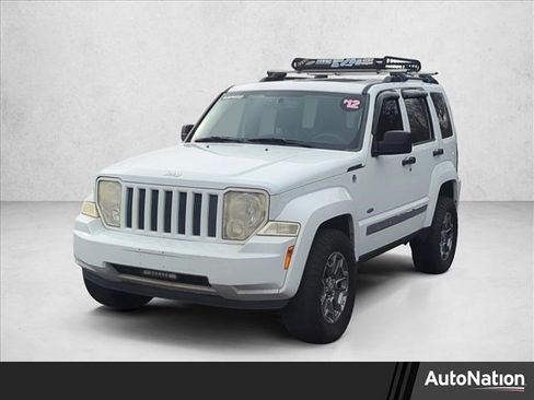 Used 2012 Jeep Liberty Sport image 1