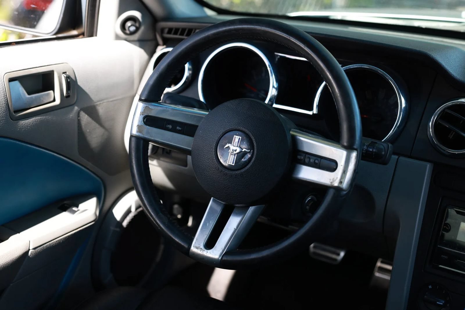 Used 2008 Ford Mustang Coupe RWD image 26