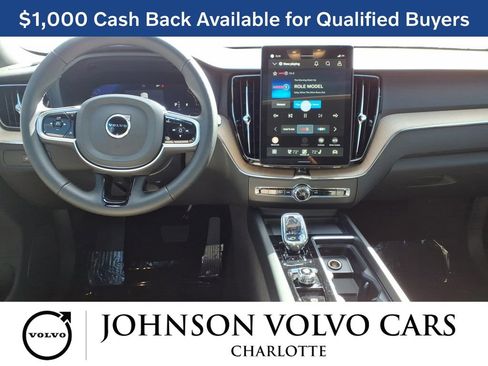 New 2026 Volvo XC60 B5 Plus w/ Protection Package Premier AWD/4WD image 8